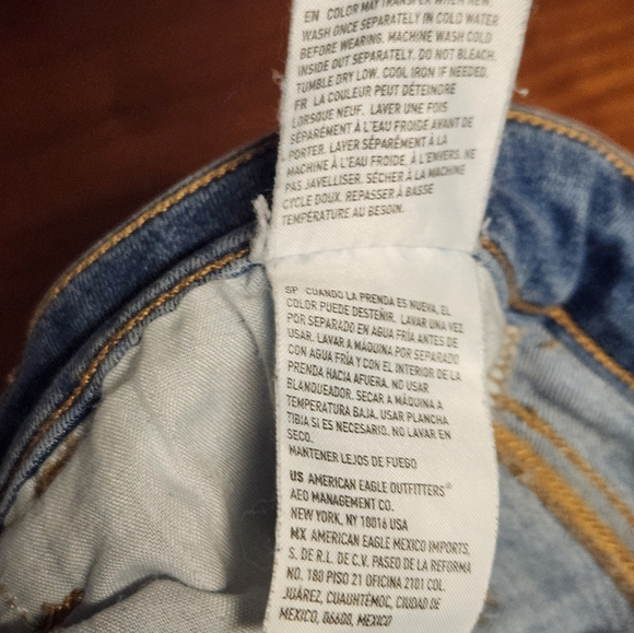 American Eagle Women's Jeans - size 6 - Picture 8 of 9